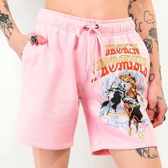 NWOT Broken Promises Pink Graphic Boyfriend Shorts (Size M) - Picture 1 of 5
